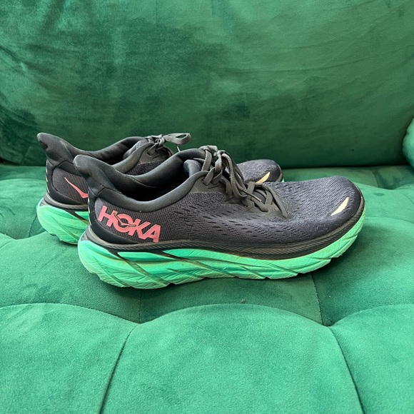Hoka One One Clifton 8 in Outer Space Atlantis, 8.5 - Picture 5 of 10